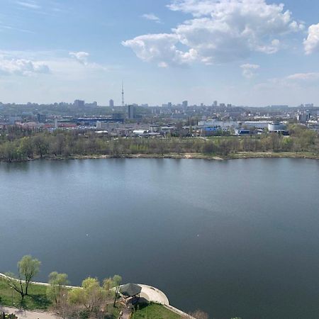 Obolonsky Hotel Kiev Buitenkant foto